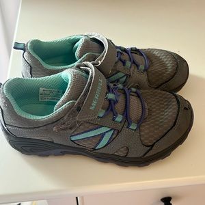 Merrel shoes look at pictures for details